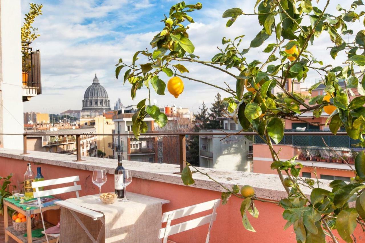 Postcard From St Peter'S Dome Apartment Exterior photo